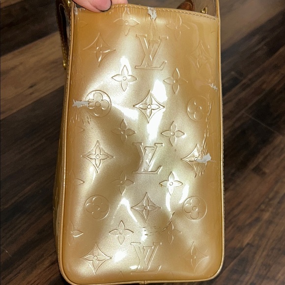 LOUIS VUITTON Gold Tote with Iconic Embossed Design - Picture 9 of 14